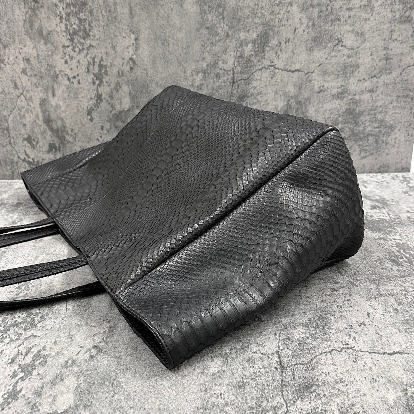 パイソン トートバッグ 蛇革 本革 黒 ブラック SPERANZA – Le'sac