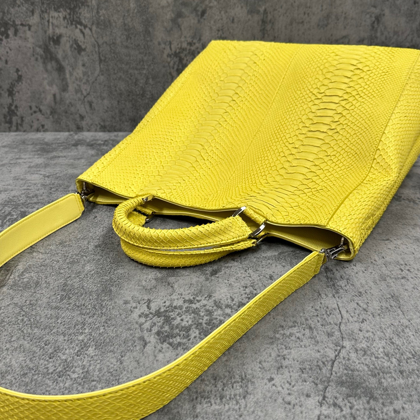 パイソン トートバッグ TAOTH - YELLOW/イエロー – Le'sac