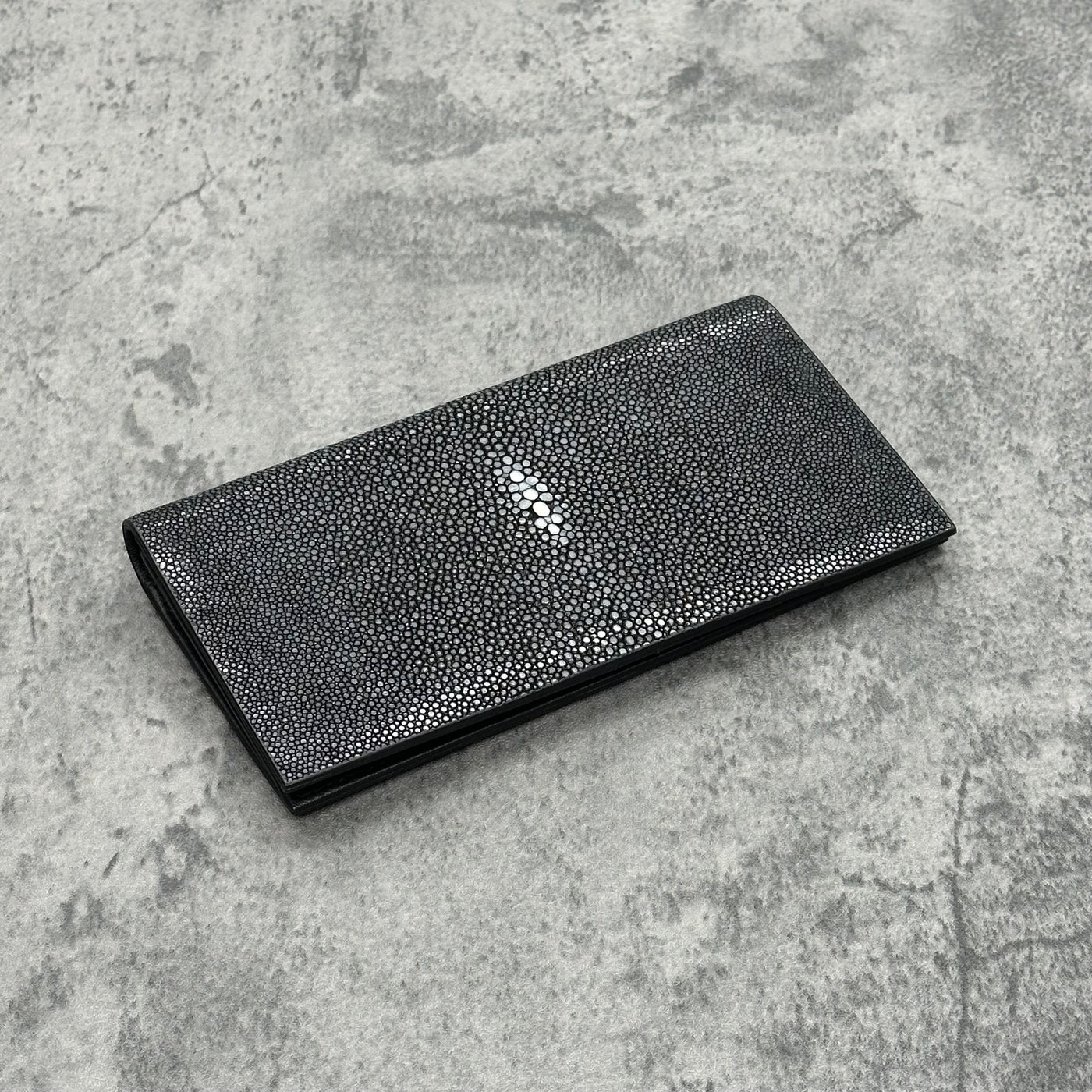 スティングレイ 長財布 エイ革 ガルーシャ 本革 黒 ブラック 品番WP