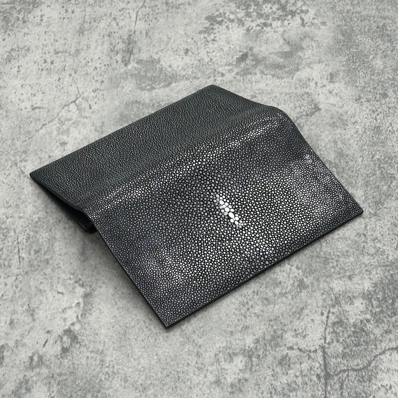 スティングレイ 長財布 エイ革 ガルーシャ 本革 黒 ブラック 品番WP