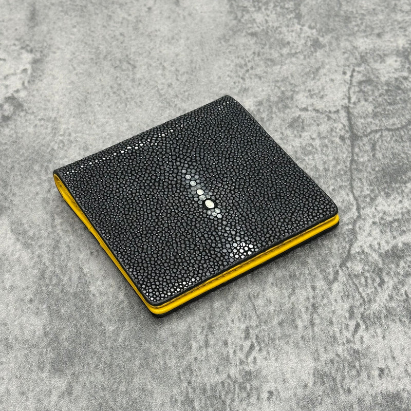 スタースティングレイ　エイ　ミニ財布 ブラック　ST2-12 70821 スティングレイ スマートミニ財布 エイ革 ガルーシャ 本革 黒 ブラック