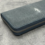 エイ革のラウンドファスナー長財布