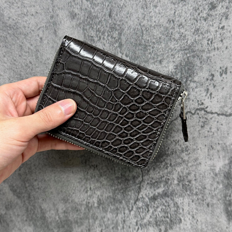 クロコダイルの二つ折り財布